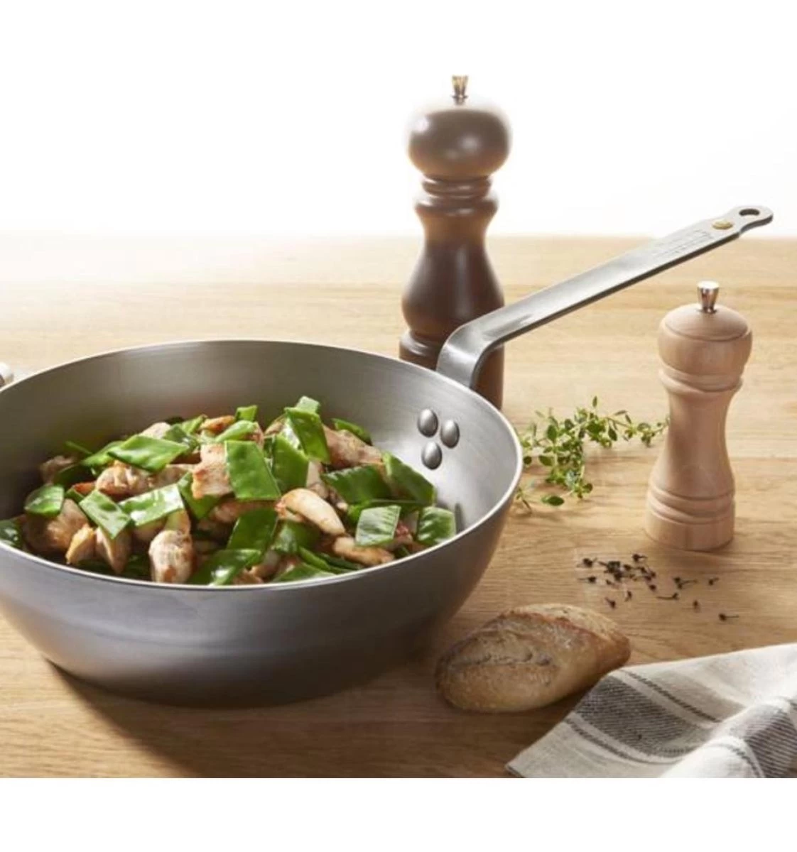 DeBuyer Mineral B Element Hapjespan - Ø 28 Cm - Afbeelding 5