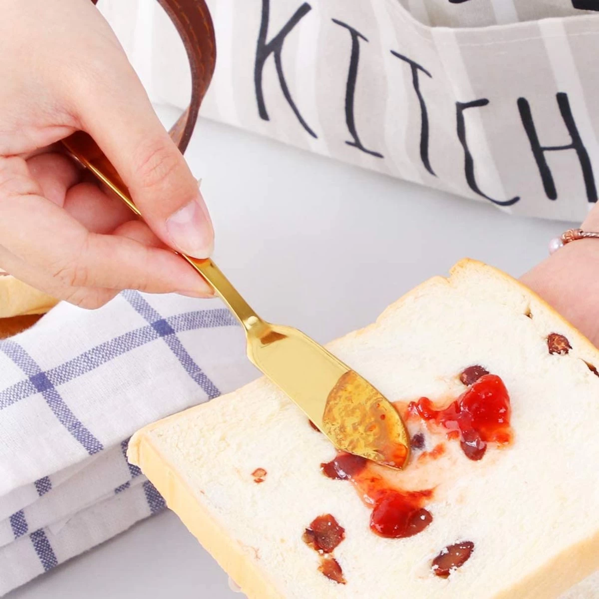 House Of Husk Botermesjes Set - Goud - RVS - Botermes - Smeermessen - Tapas Mesjes - 6 Stuks - Afbeelding 4