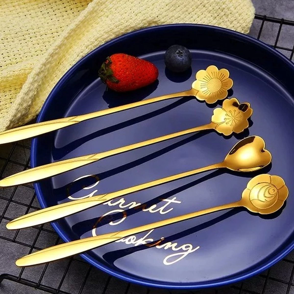 Fako Bijoux® - 4 Lange Lepels Bloem Motief - Latte Macchiato - Longdrink - Cocktail - Dessert - IJs - Koffie - Goud - 4 Stuks - Bewaarzakje - Afbeelding 4