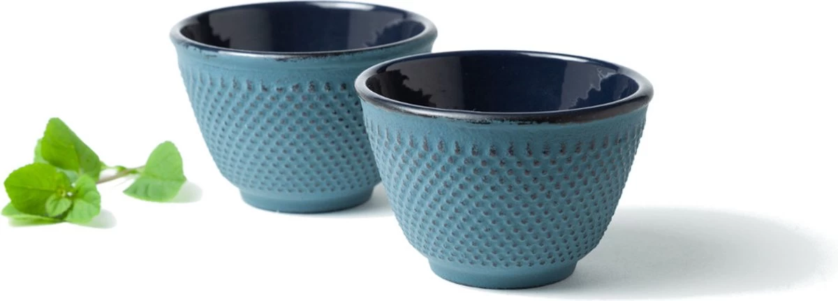 Tealøv THEE SET 1,1 LITER GIETIJZER | COMPLETE SET IN GESCHENKDOOS | Gietijzeren Theepot Met Roestvrijstalen Zeef, Gietijzeren Theekopjes En Onderzetter | In Authentiek Japanse Stijl | Arare Blauw - Afbeelding 3
