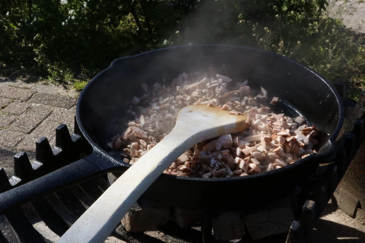 The Windmill Koekenpan Skillet Extra - 31,5 Cm - Gietijzer Zwart - Afbeelding 18