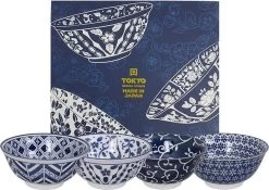 Tokyo Desig Studio - Mixed Bowls - Blue Designs - 15x7 Cm, 550 Ml - Set Van 4 Kommen In Luxe Geschenkdoos
