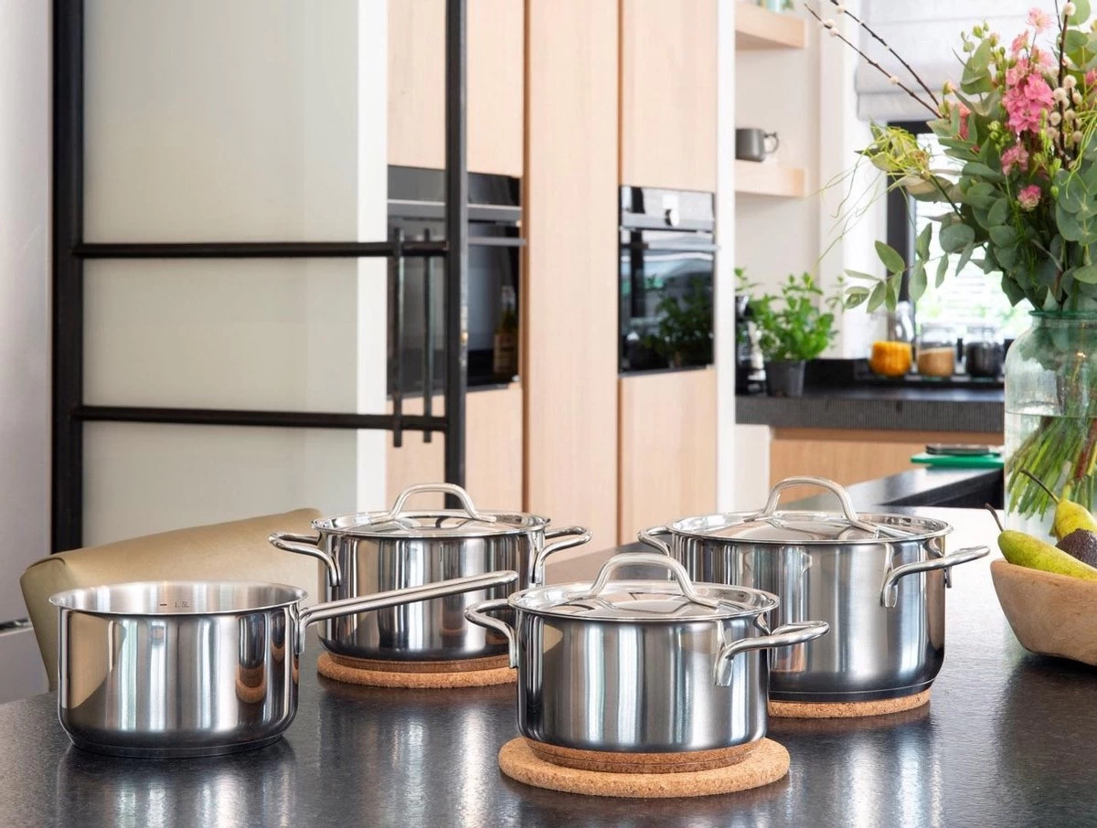 Sola Pannenset Mirage - 4 Delig - Ø 16,16,18,20 Cm - Zilver - RVS - Sandwichbodem - Afbeelding 2